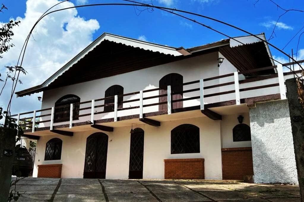 Casa Da Vovo Em Campos Do Jordao Villa ภายนอก รูปภาพ